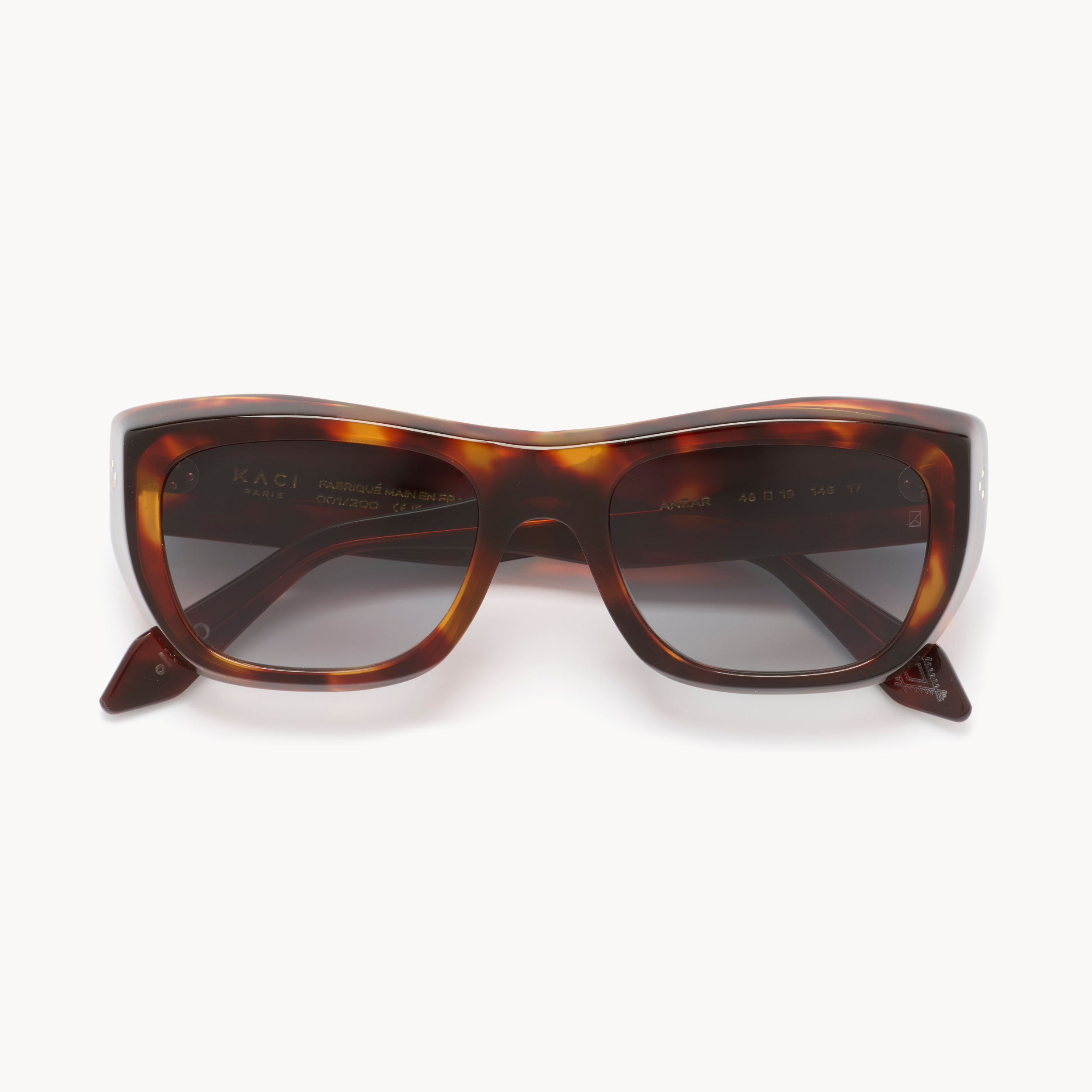 Anzar Écaille blond