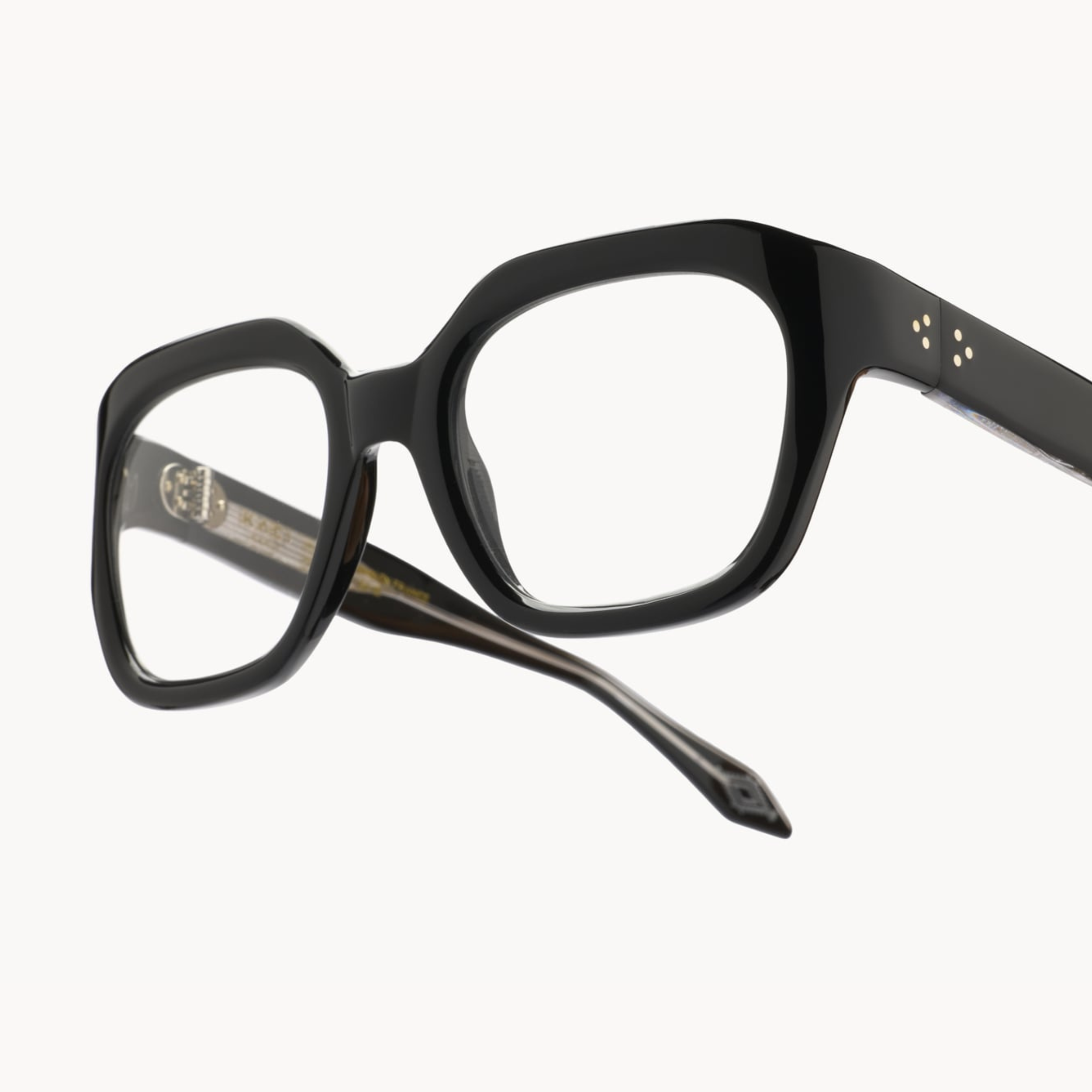Aman Noir Optique