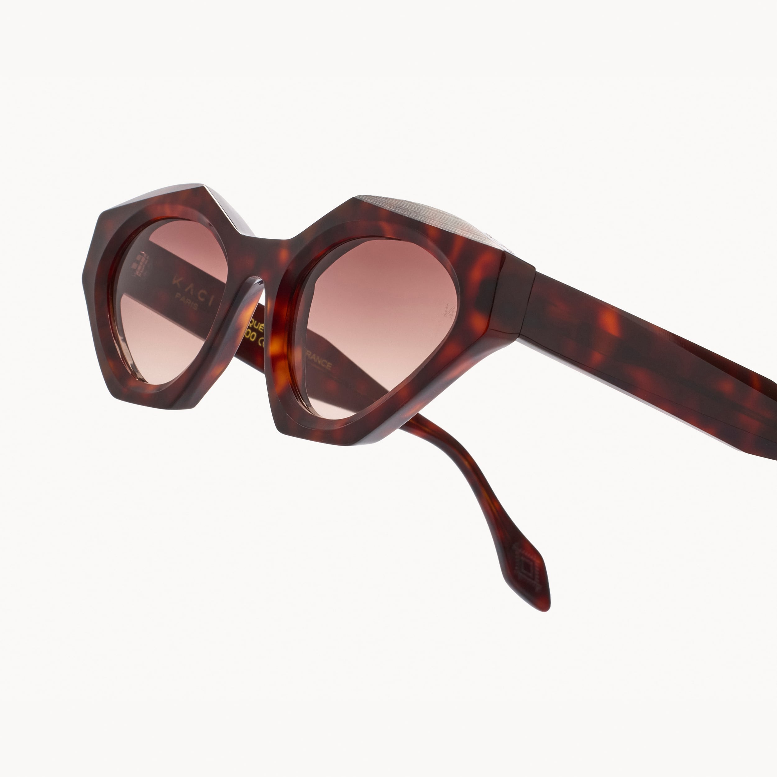 Damya Red Turtle